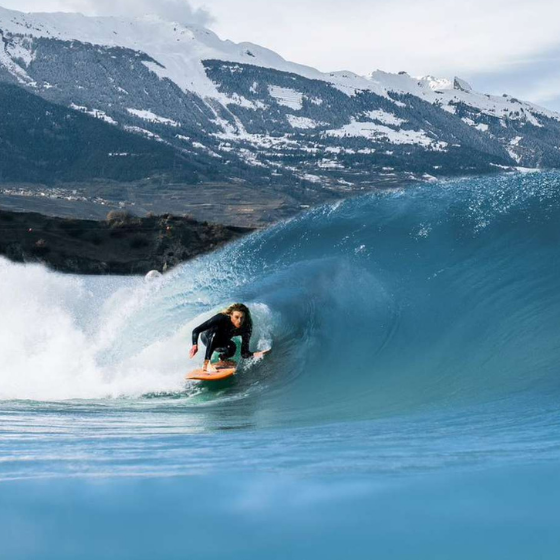 Surfing in the heart of the Alps