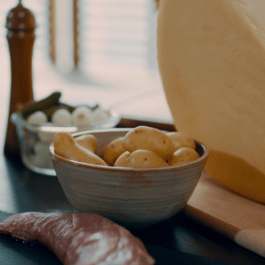 Raclette et filet mignon à l’Abricotine AOP